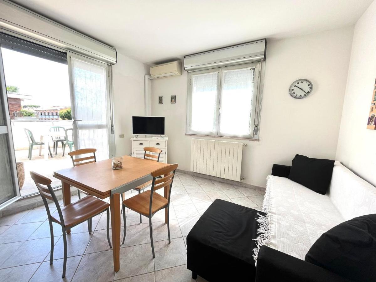 Venere Apartament Tirrenia Eksteriør bilde