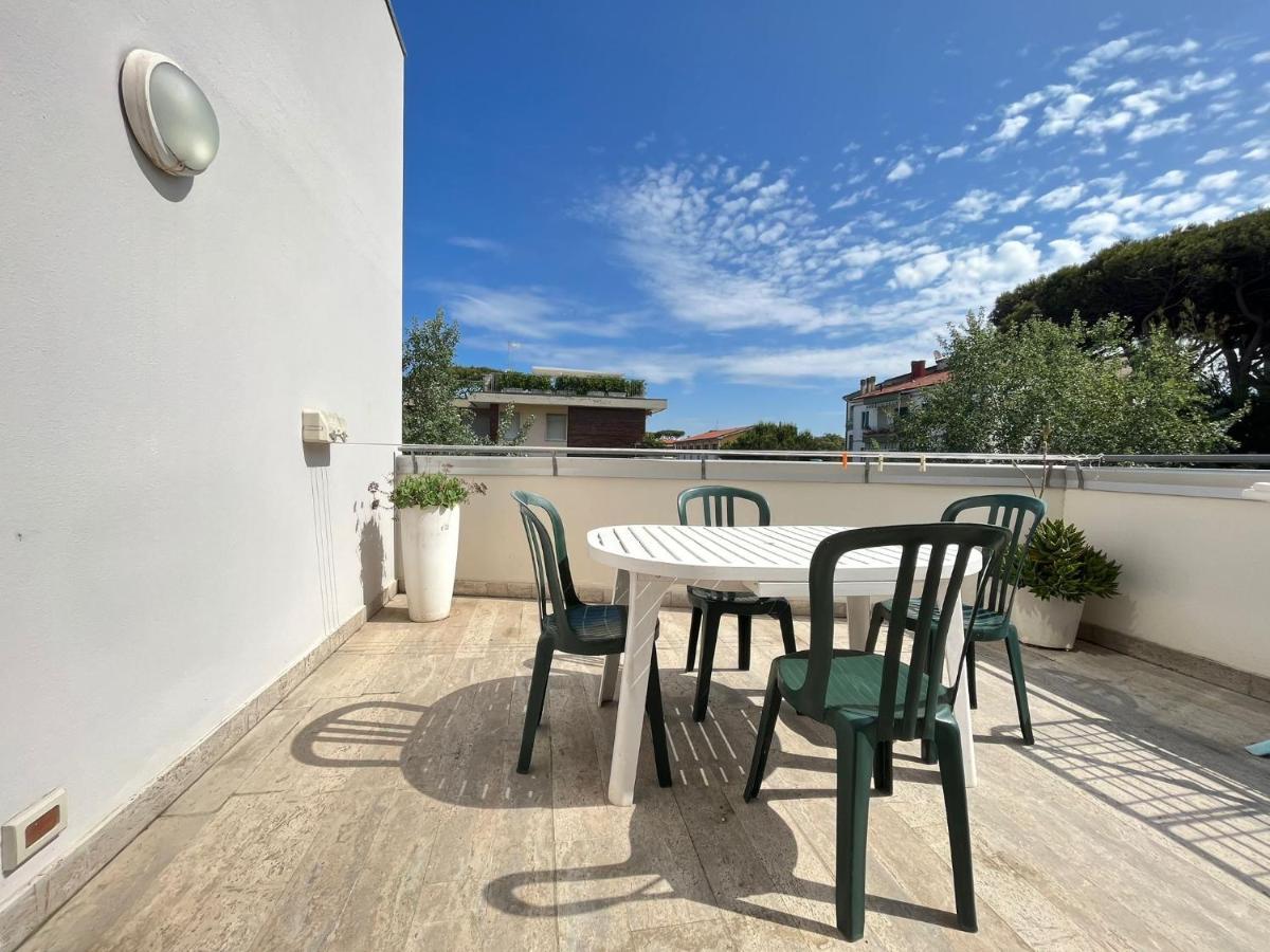 Venere Apartament Tirrenia Eksteriør bilde
