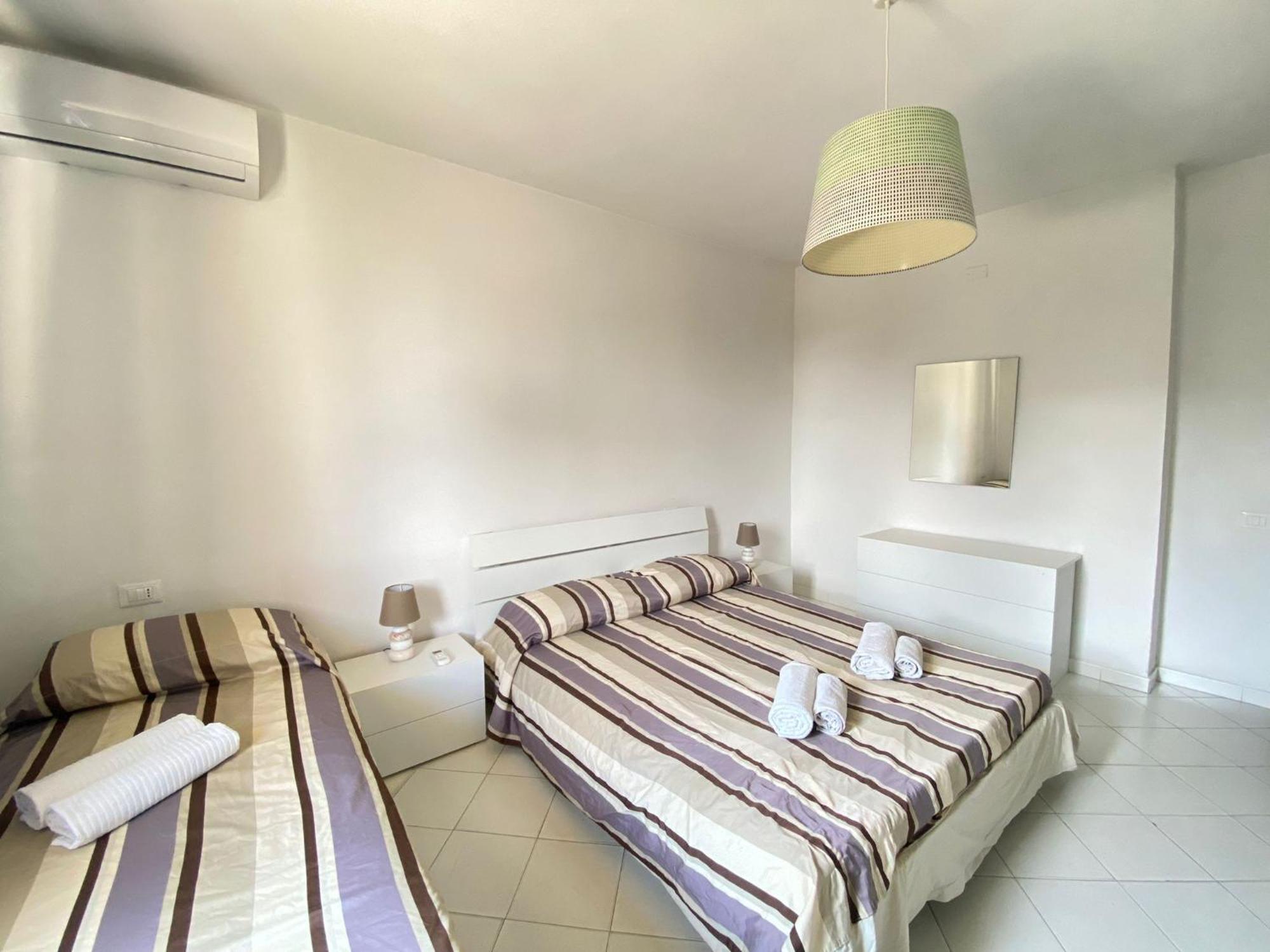 Venere Apartament Tirrenia Eksteriør bilde