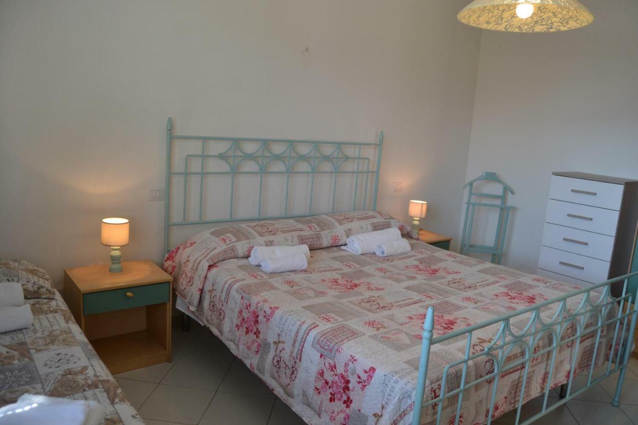 Venere Apartament Tirrenia Eksteriør bilde